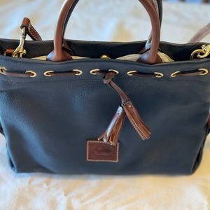 Dooney & Bourke